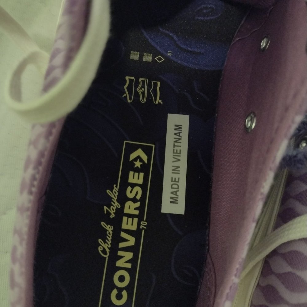 Converse sneakers - Picture 10 of 16